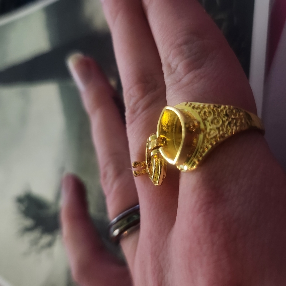 Gold Poison Ring with Orange Gemstone Size 7 - Picture 5 of 15